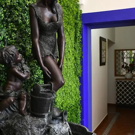 El Puerto Boutique Pensión *